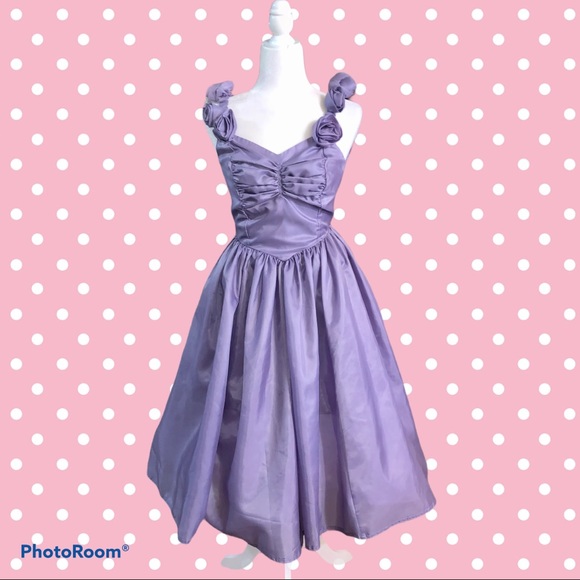 Vintage Handmade Lilac Formal Dress - Picture 3 of 9